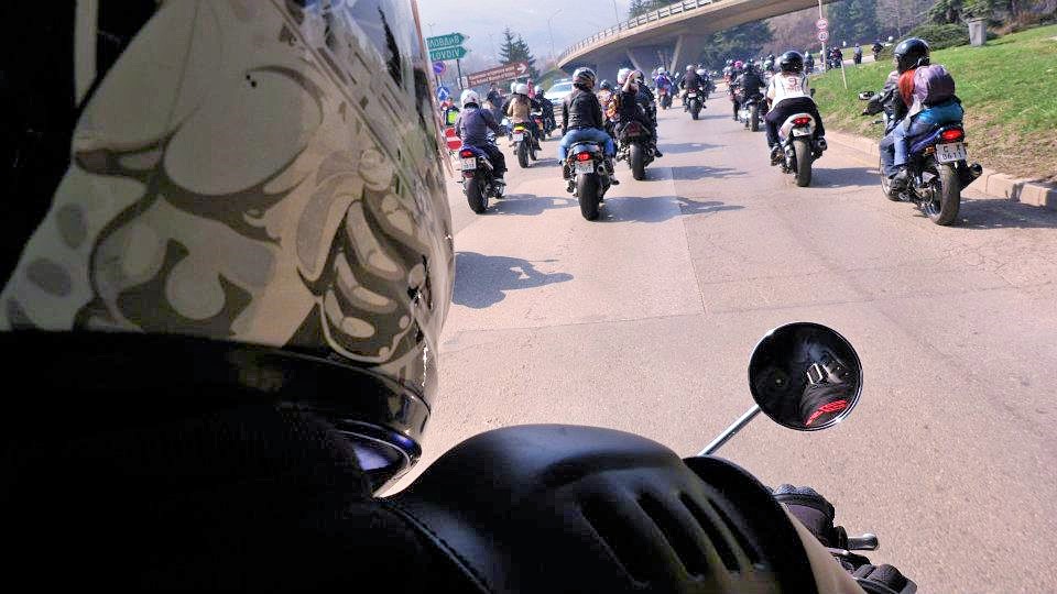 305572_10151449184580503_1569666934_n